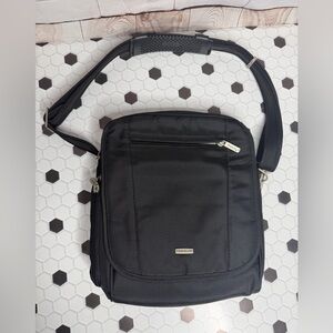 NWOT Travelon Black Crossbody Travel Bag | Anti-Theft Style